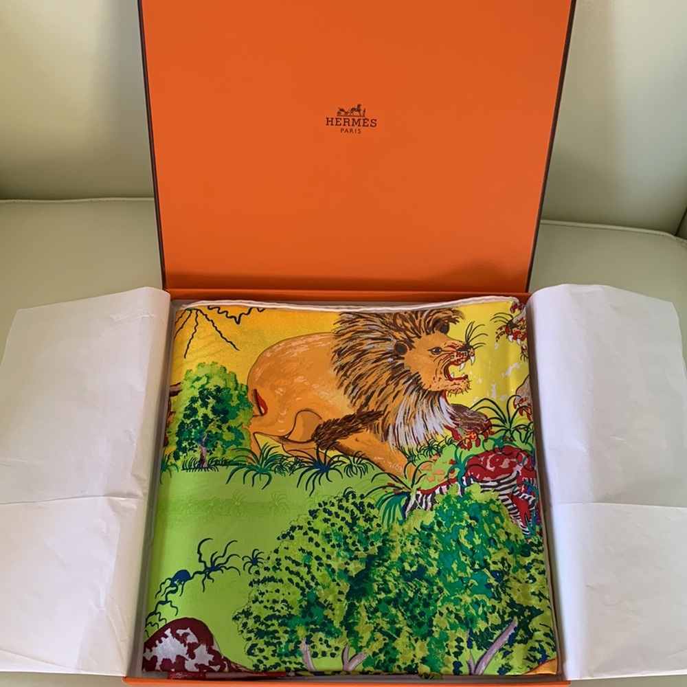 Authentic New Hermes Nuba Mountain 90 - RARE